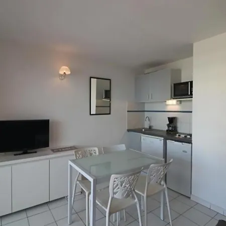 Sete, 2 Pieces, 6 Personnes - Fr-1-472a-13 * Sète